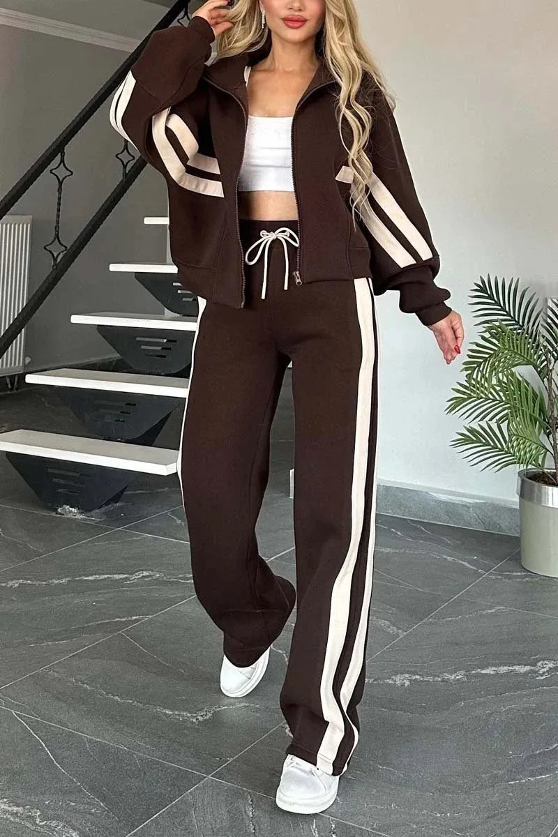 ÉLARA | ENSEMBLE VESTE ZIP & PANTALON LARGE À BANDES CONTRASTÉES