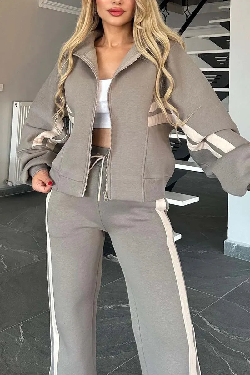 ÉLARA | ENSEMBLE VESTE ZIP & PANTALON LARGE À BANDES CONTRASTÉES