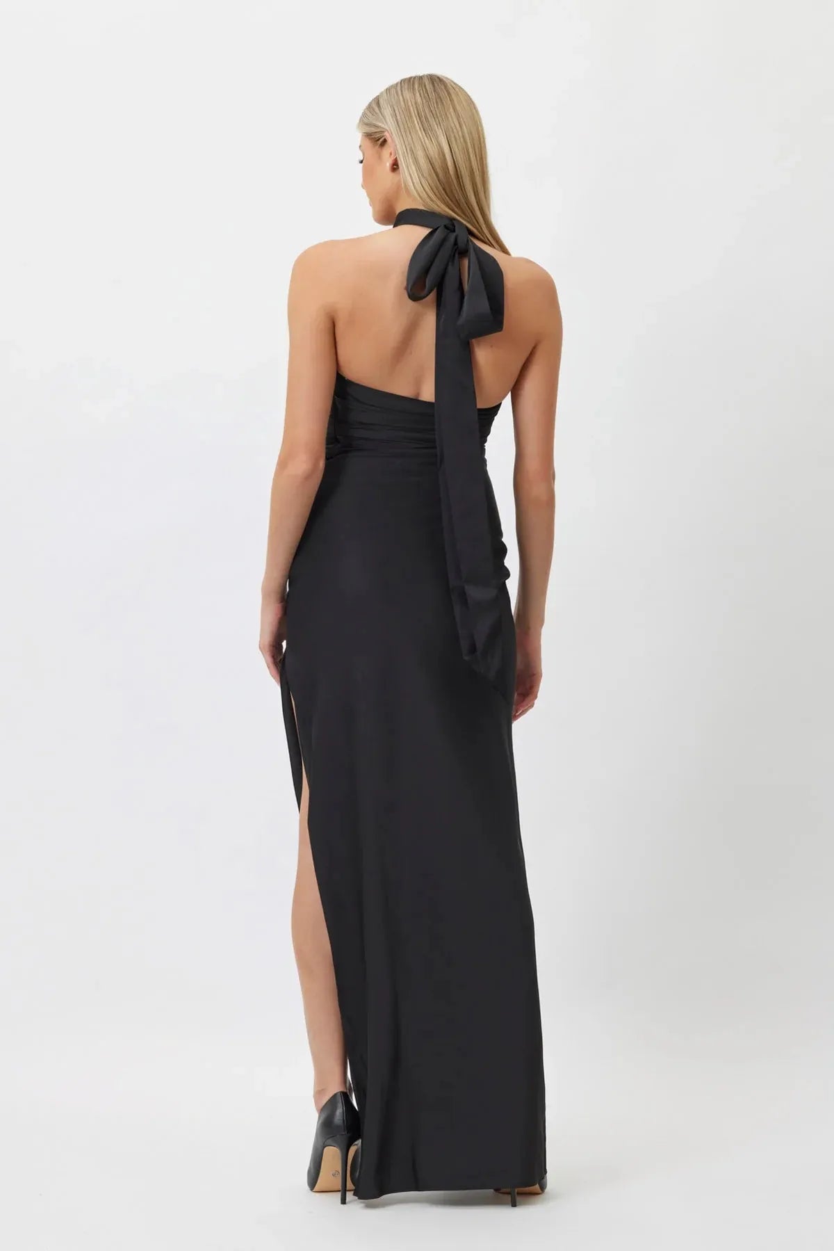 ROSA | ROBE HALTER FOURREAU AVEC FLEURS EN SATIN
