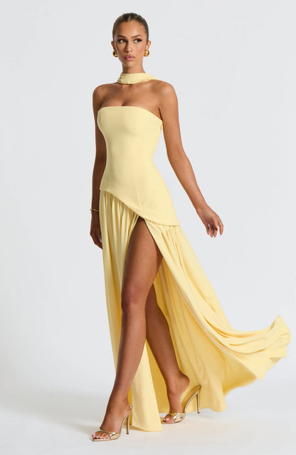 Robe Maxi Maliyah — L'Élégance Absolue pour les Femmes qui Osent Rayonner